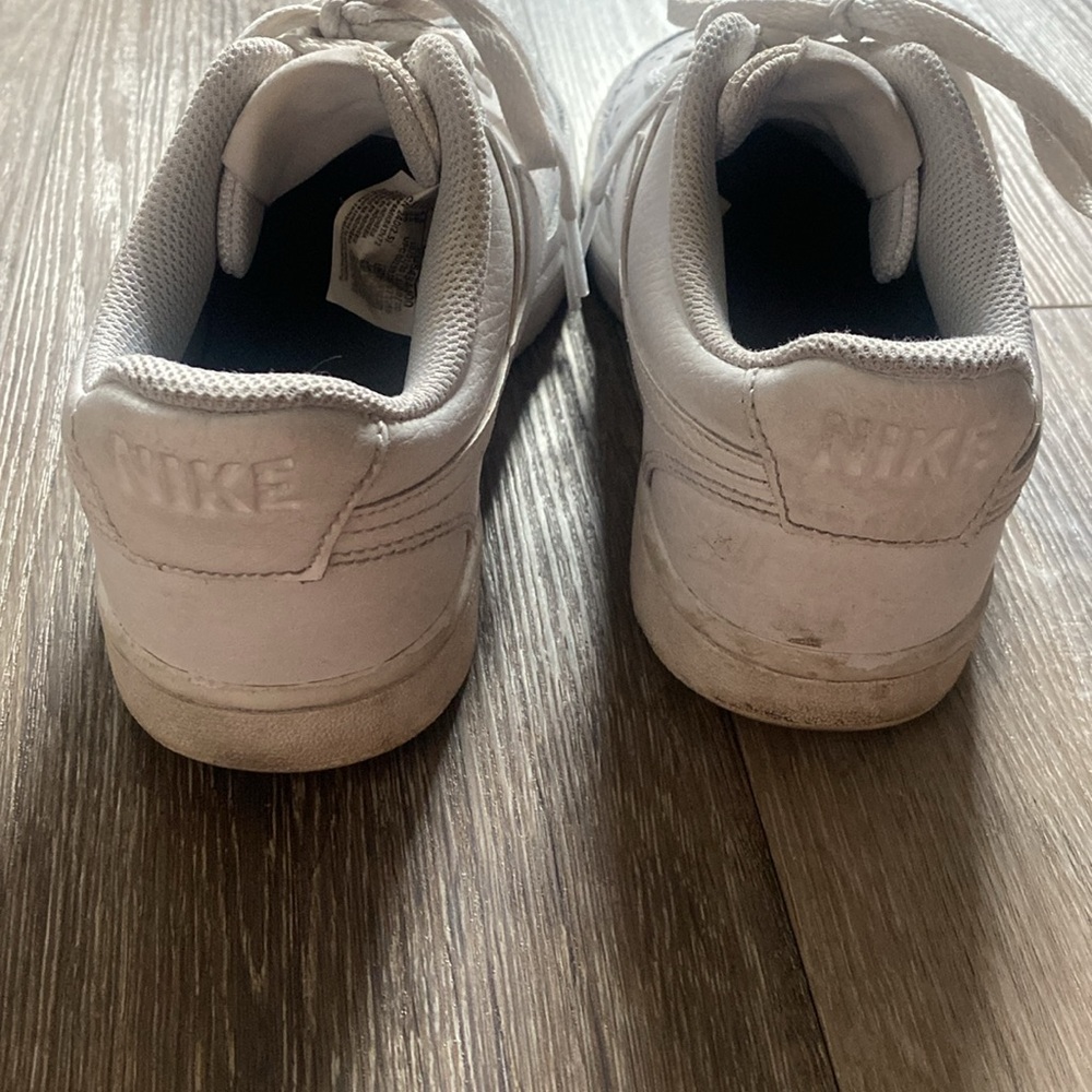 Nikes - Picture 3 of 5
